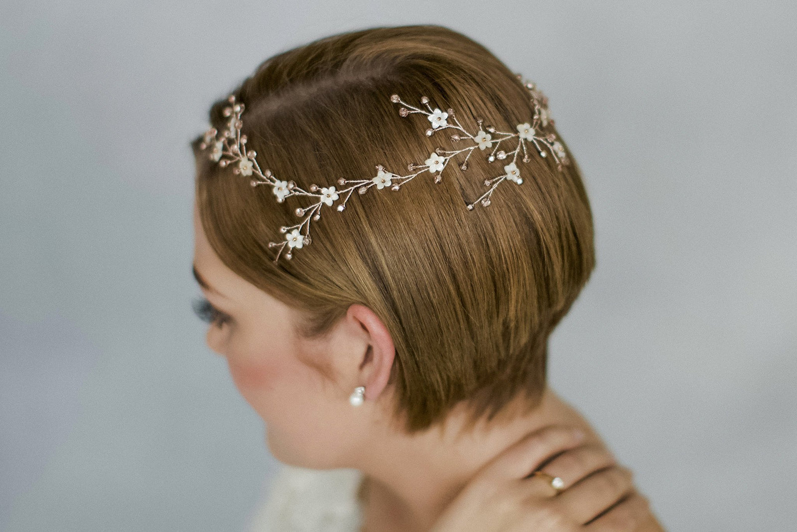 37 Short Wedding Hairstyles - Bridal Updos, Braids, and Hairstyles